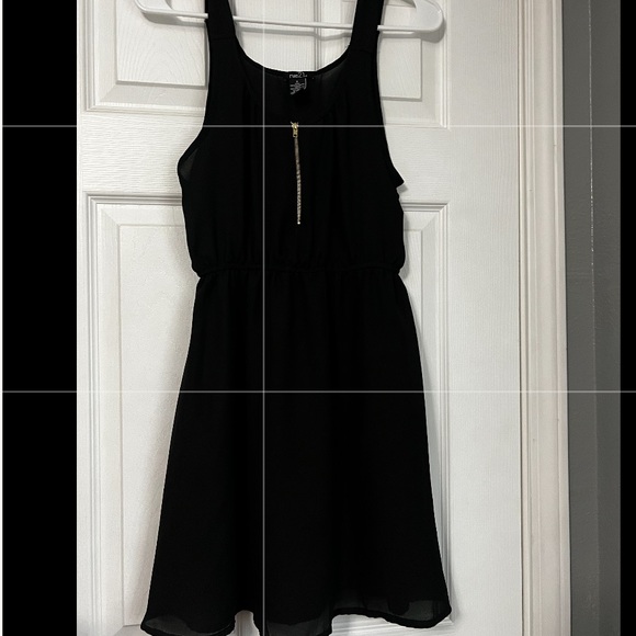 Rue21 Dresses & Skirts - Sleeveless lightweight dress